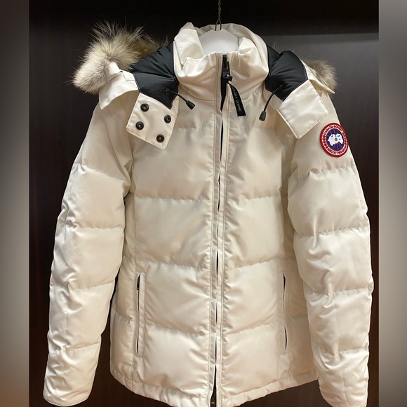 Chelsea Parka Womens White Canada Goose Jacket Canada Goose 3804l
